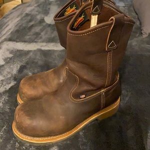 Thorogood safety toe slip on boots -M 9EE